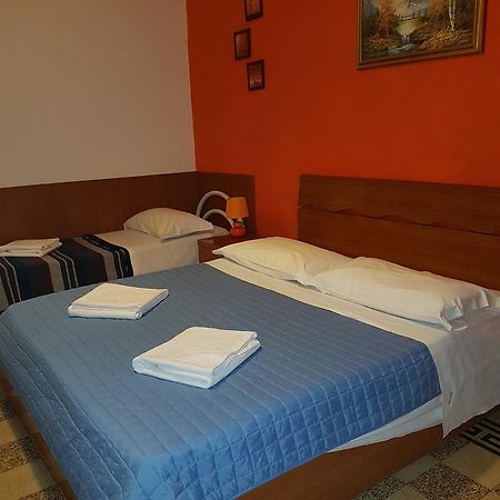 Guesthouse Ava Roma Ngoại thất bức ảnh